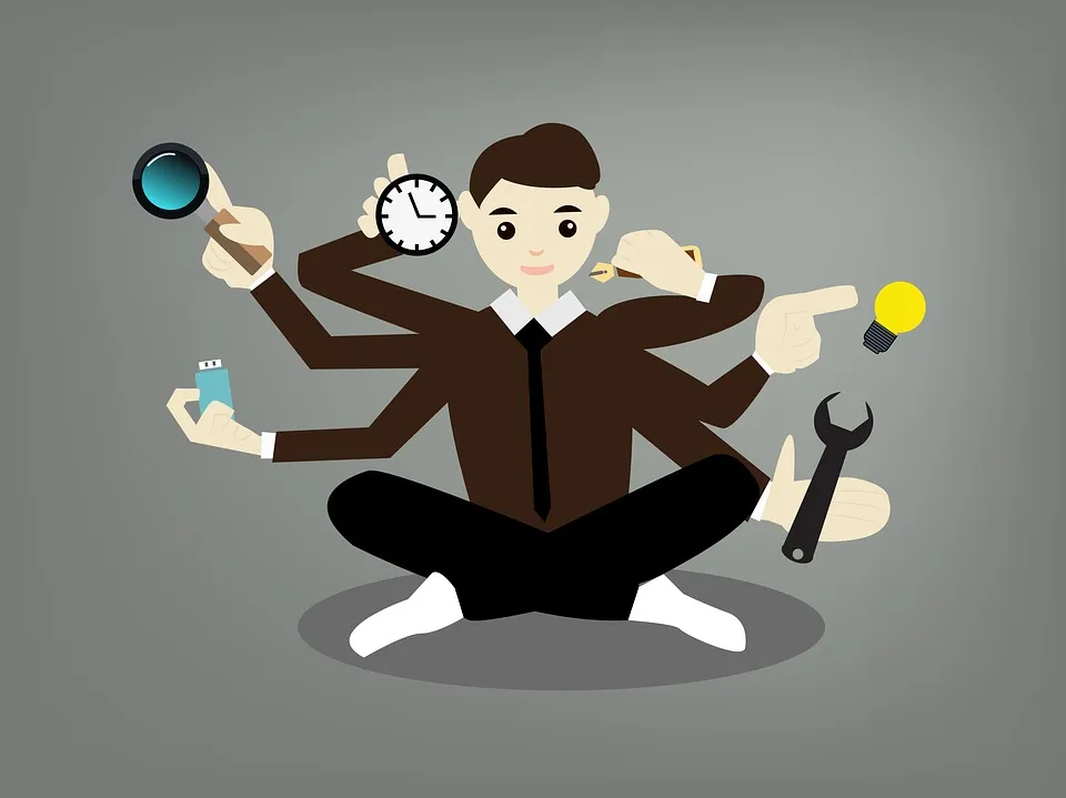 Ilustración de un hombre sentado con varios brazos que sostienen una lupa, un reloj, un foco, una llave y un teléfono.